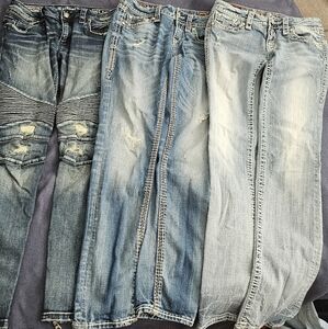 Sold. I cannot delete it.